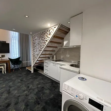 Latin Bridge Apartment